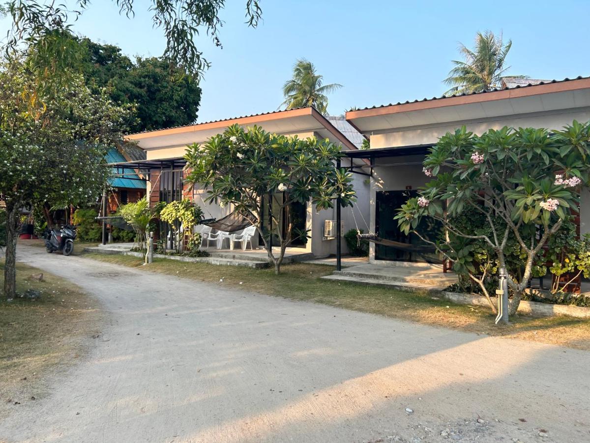 The Cosy Sunset Beach Resort & Restaurant Thong Sala Esterno foto