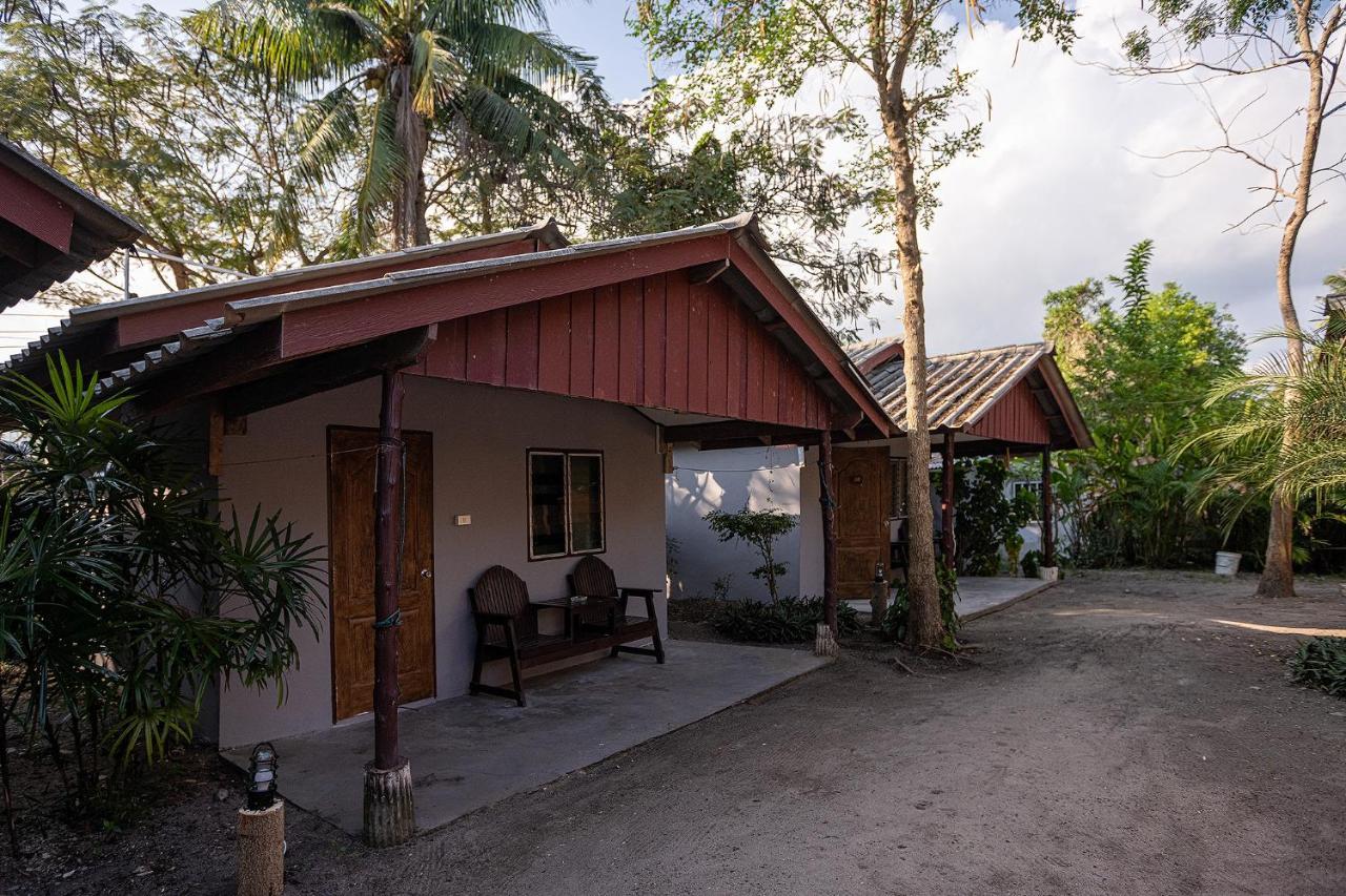 The Cosy Sunset Beach Resort & Restaurant Thong Sala Esterno foto